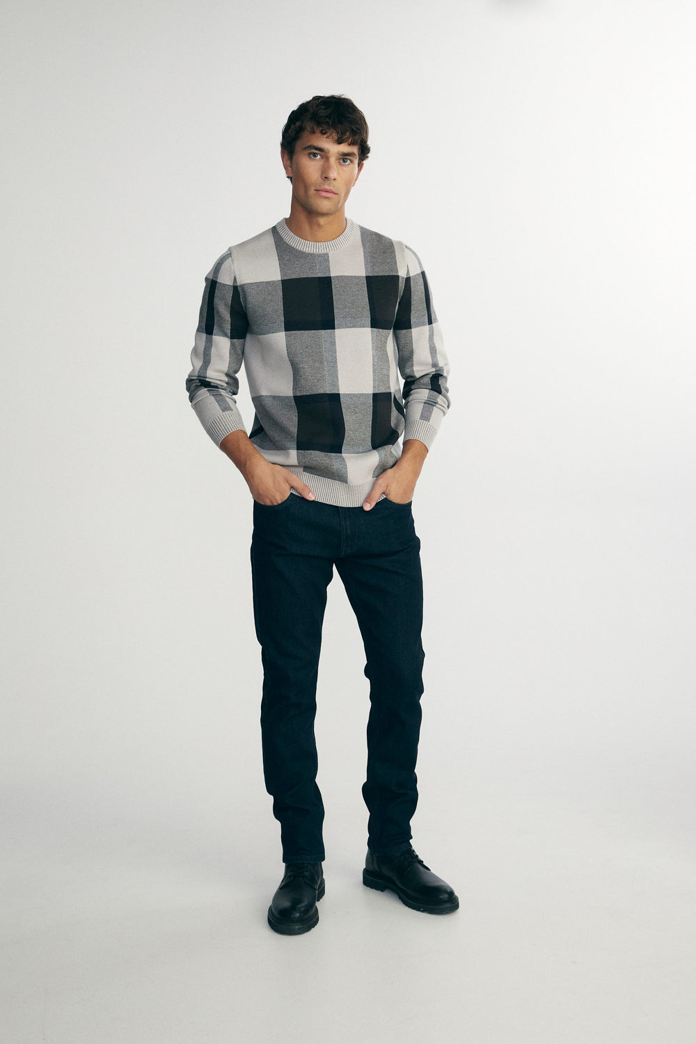 Jacquard plaid sweater