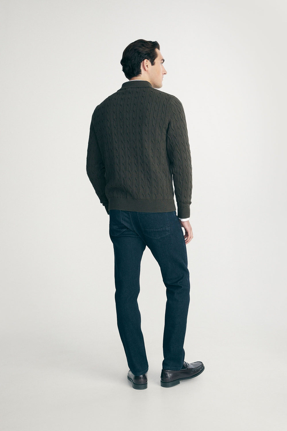 Cable-knit sweater with collar