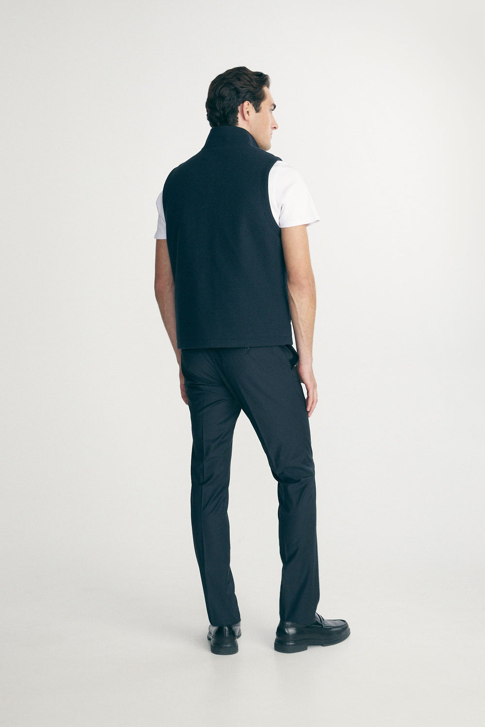 Textured sleeveless vest with zip