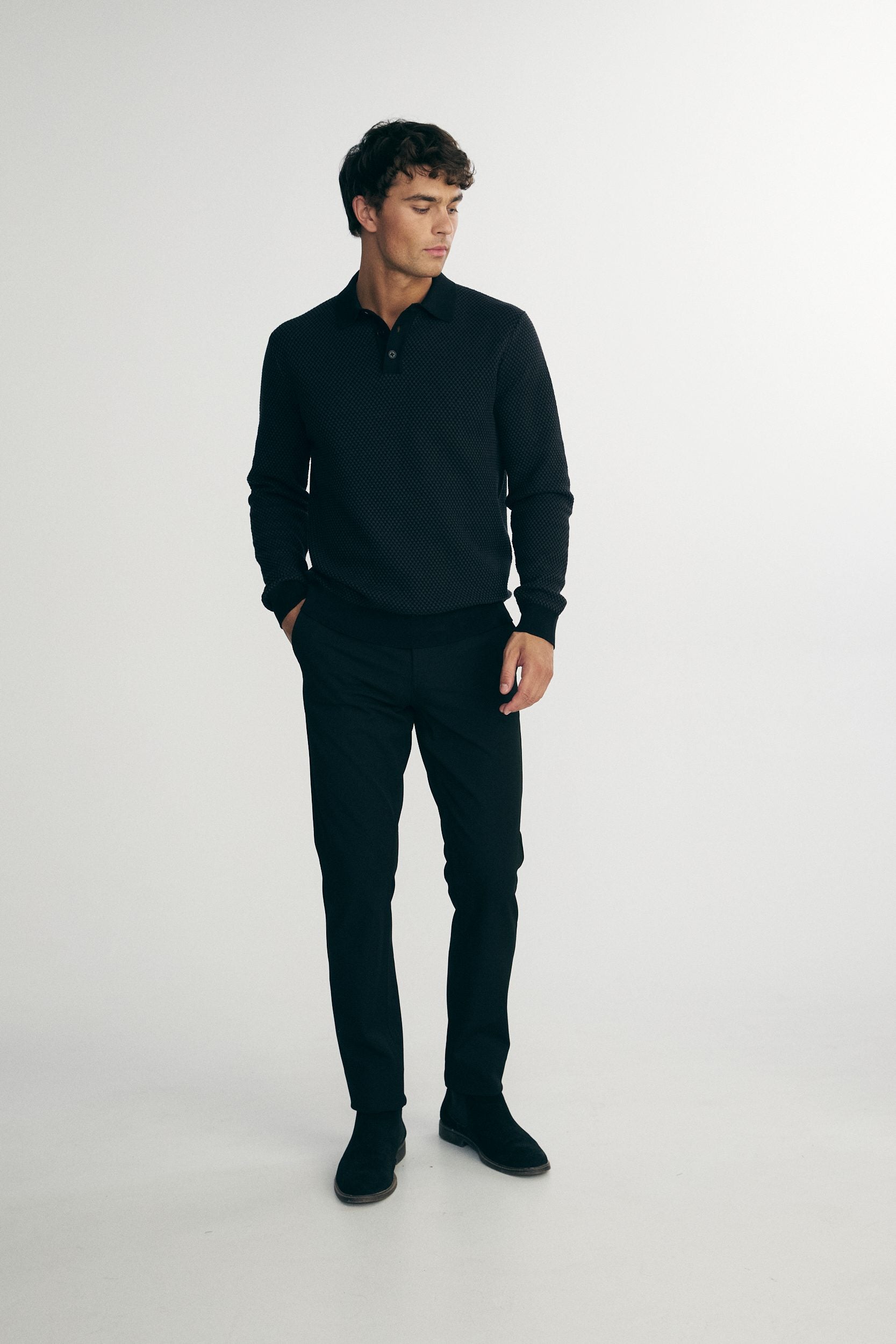 Textured knit sweater with collar