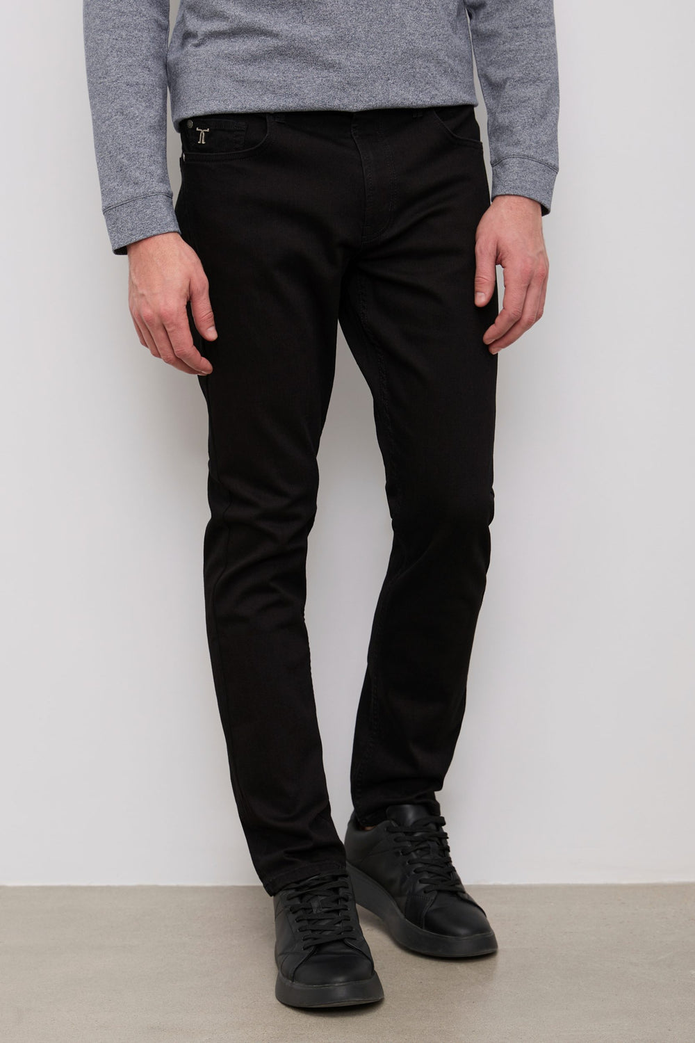 Slim fit five pocket jeans