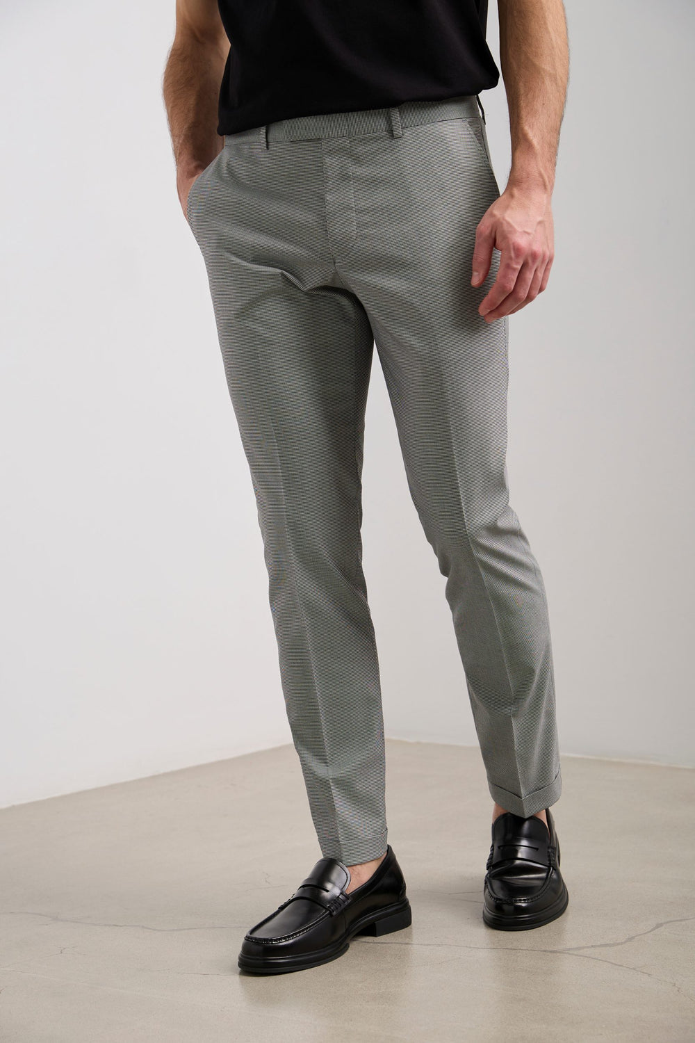 Slim fit slash pocket cuffed pants