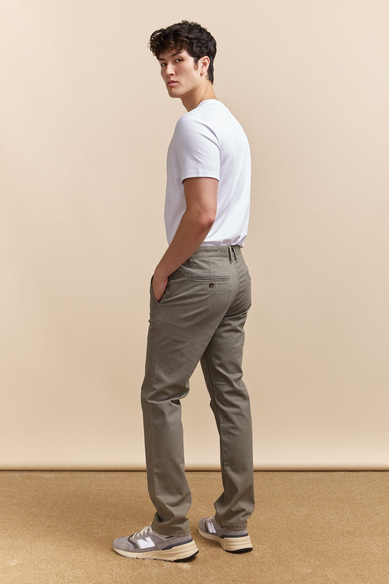 Slim fit chino