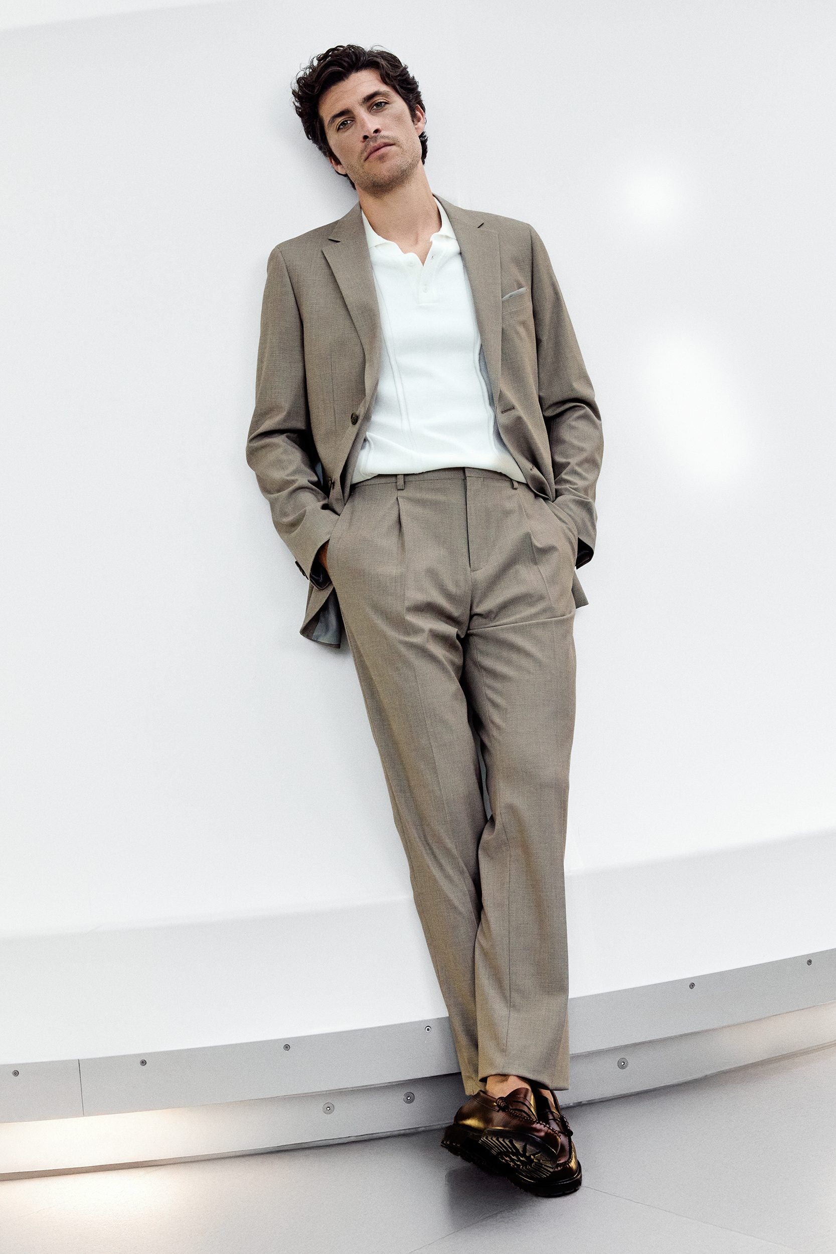 Pleated textured pant