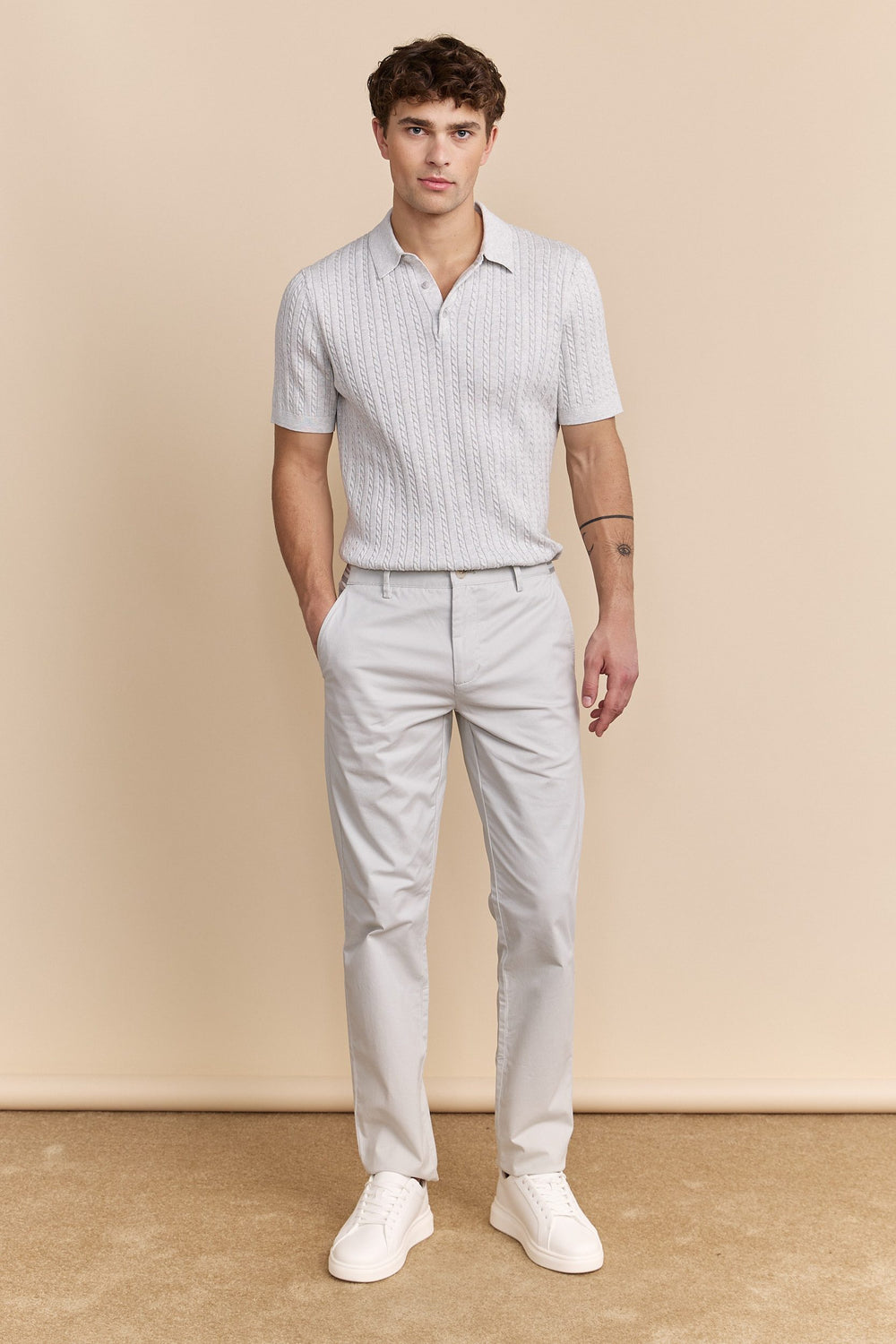 Slim fit pants with elastic sides