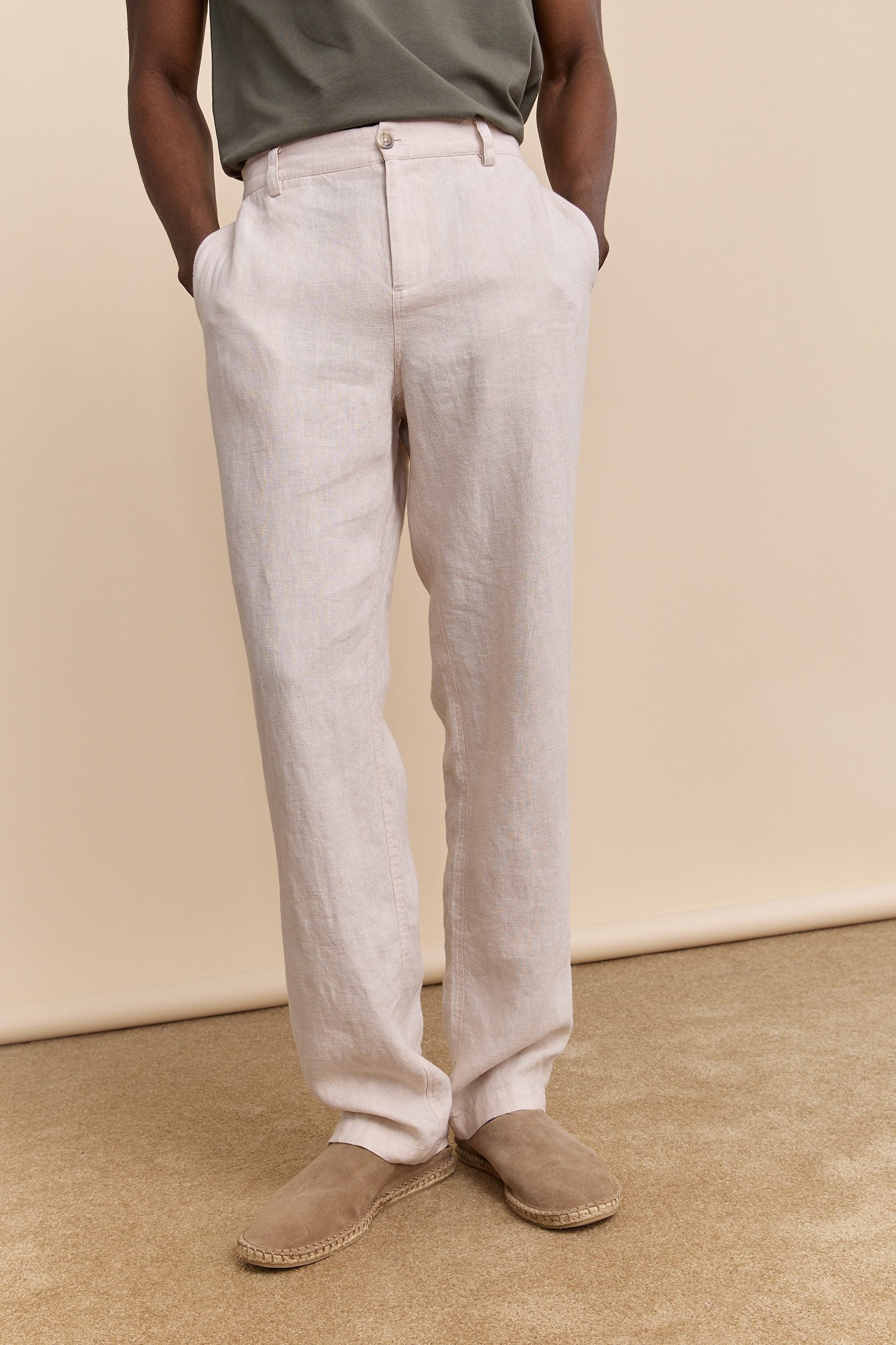Linen pant with elastic sides