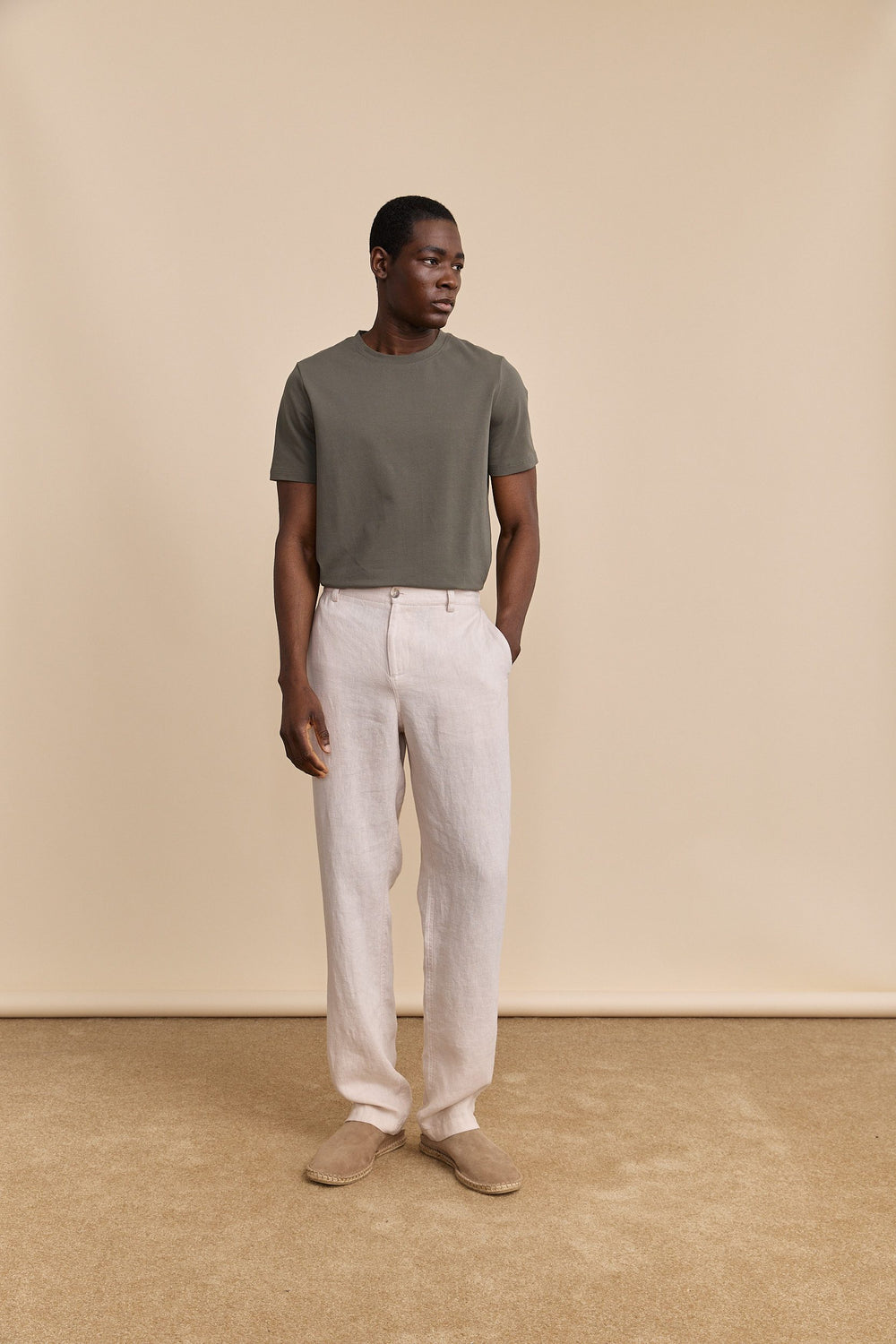 Linen pant with elastic sides