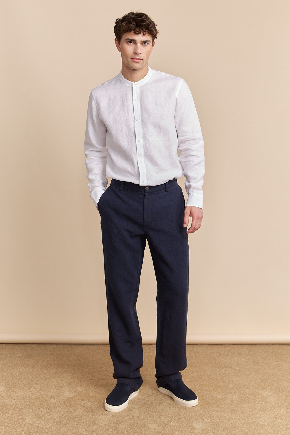 Linen pant with elastic sides