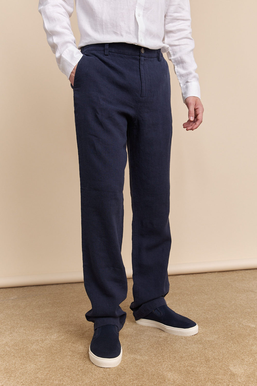 Linen pant with elastic sides