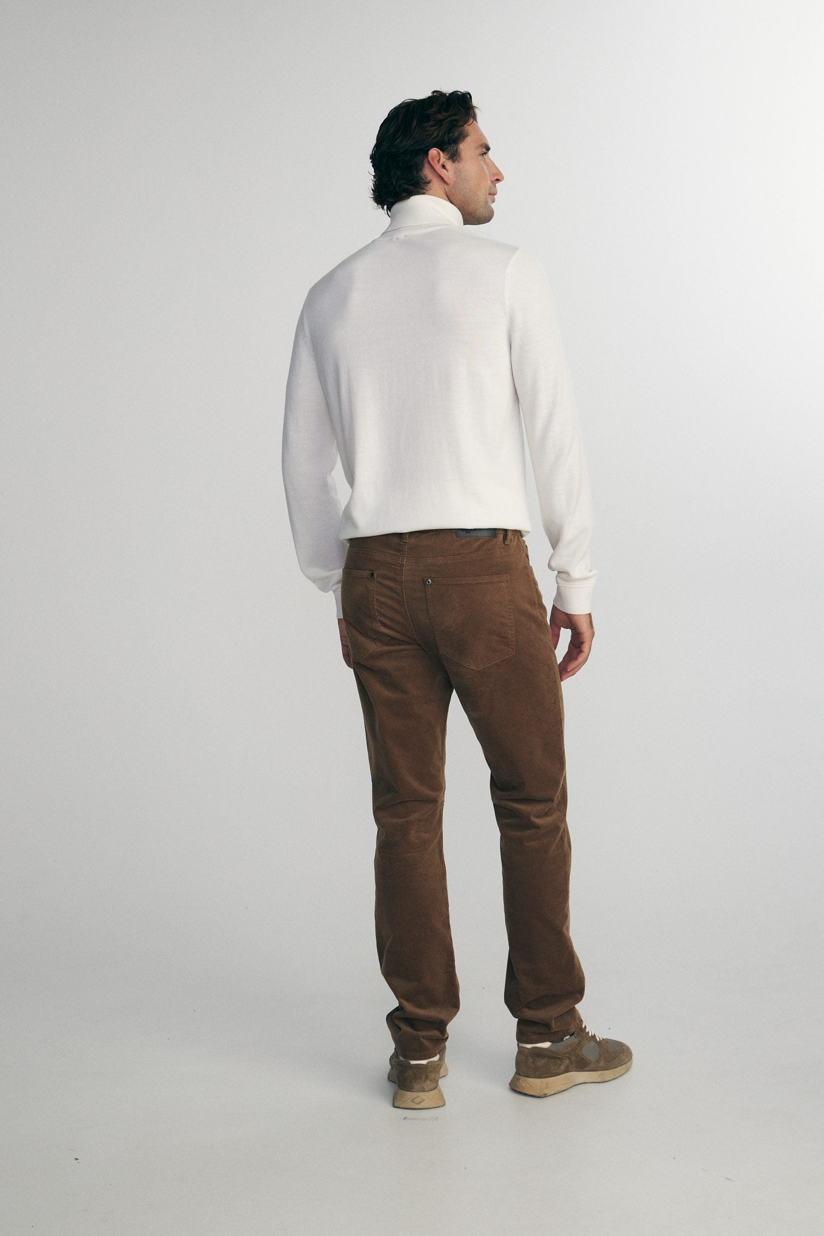 Slim corduroy pants
