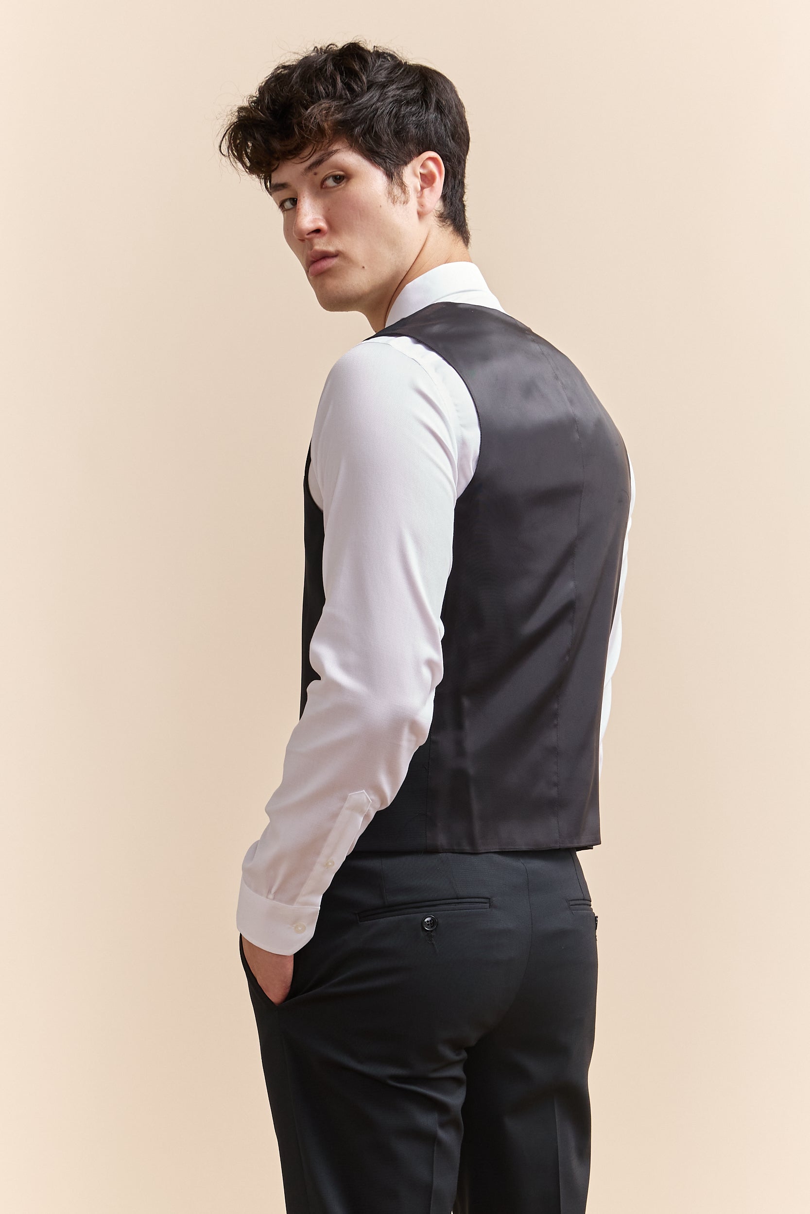 Basic Fitted vest