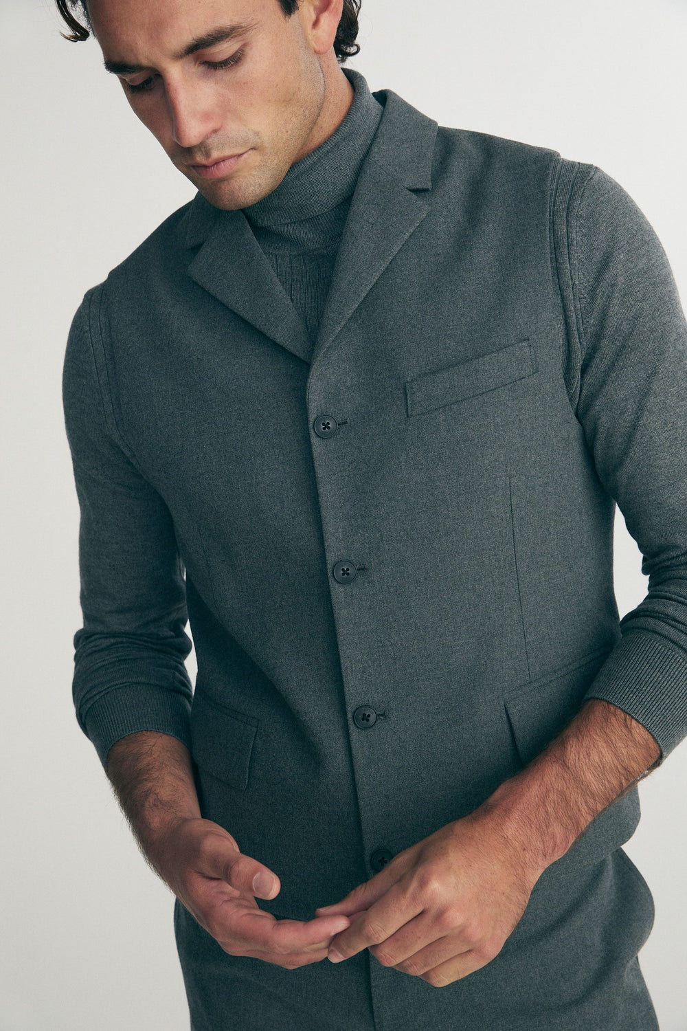 Semi-fitted flannel vest with collar