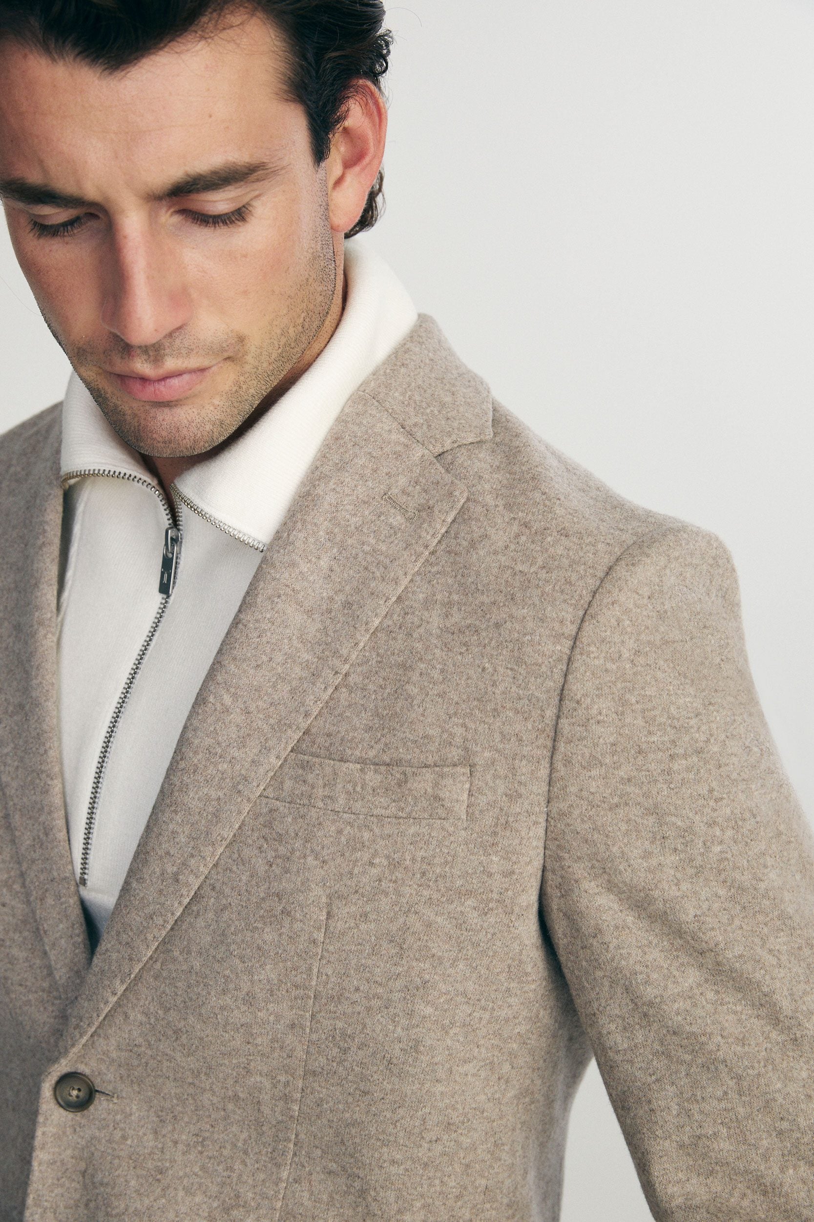 Fitted knit blazer