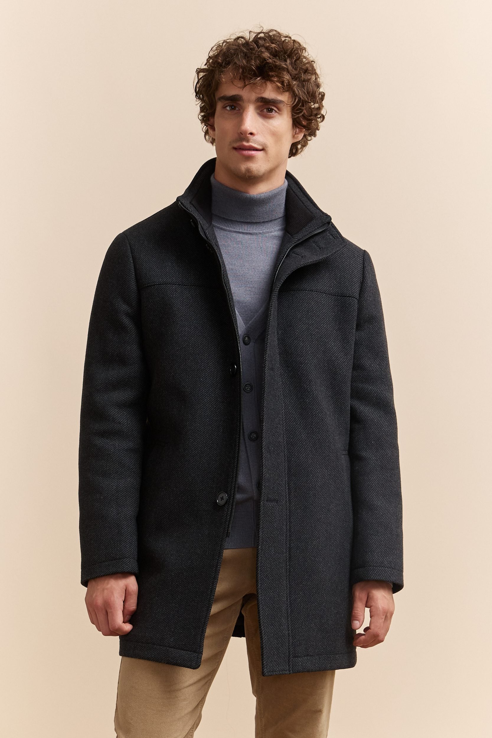 Two tone twill mock neck coat