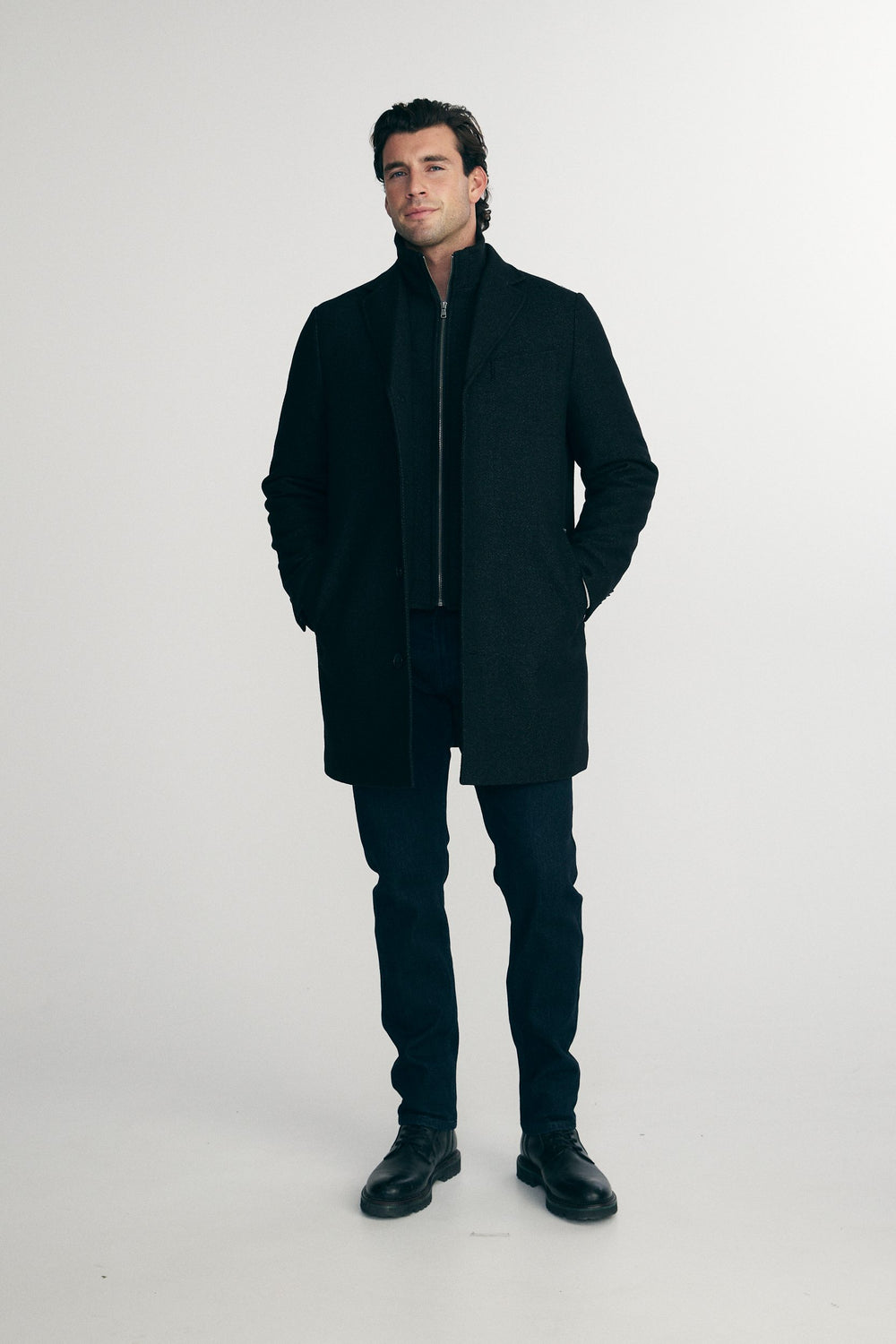 Herringbone coat with removable collar