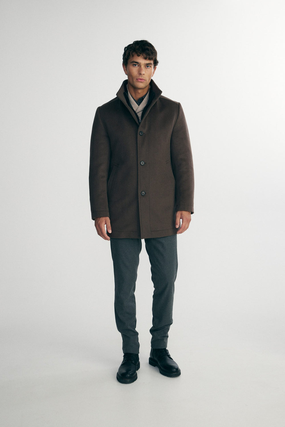 Cashmere blend coat with removable collar