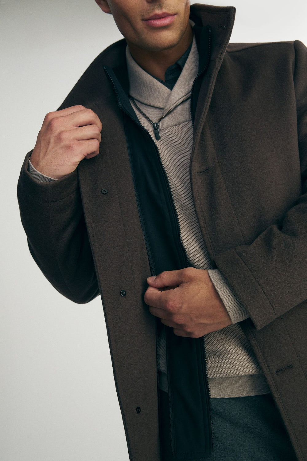 Cashmere blend coat with removable collar