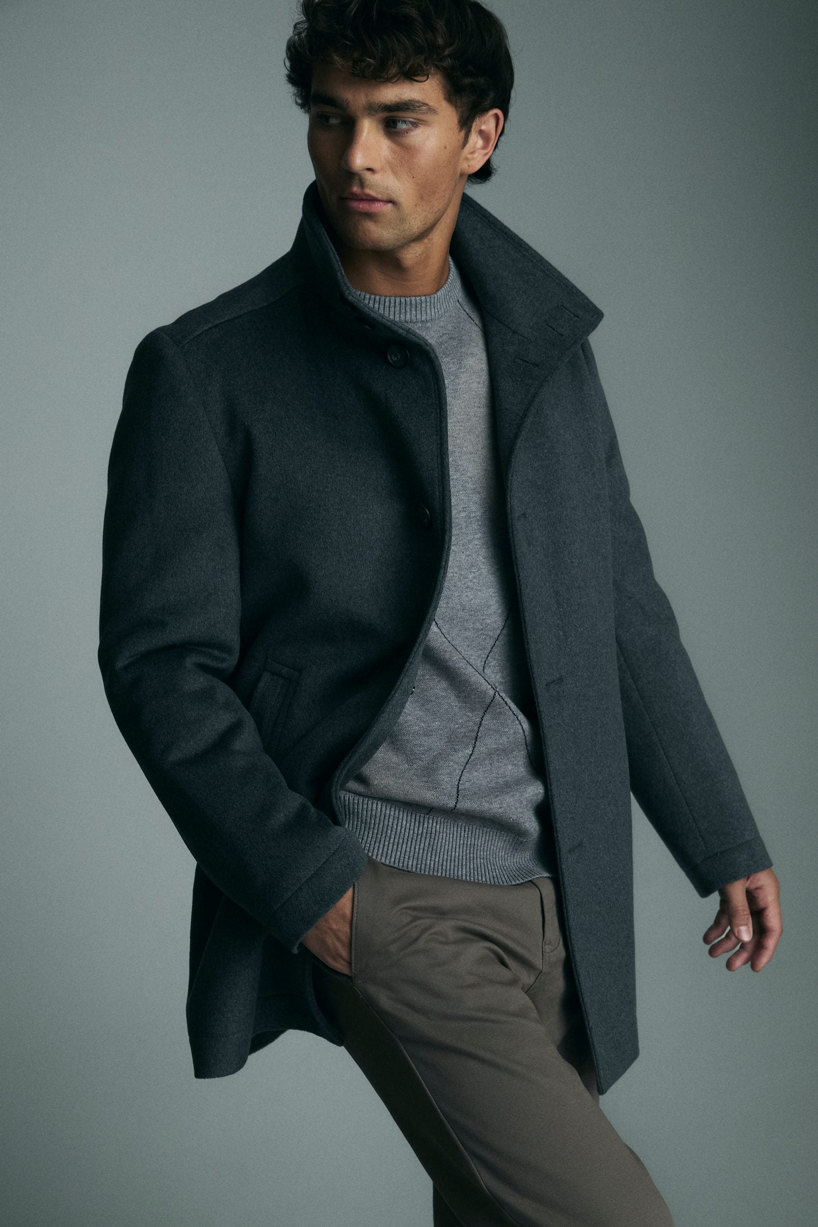Cashmere blend coat with removable collar