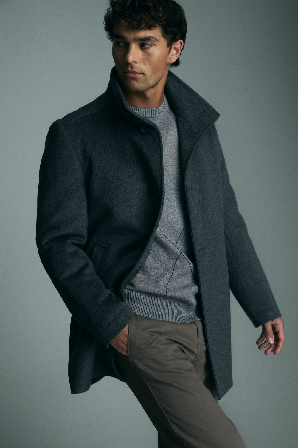 Cashmere blend coat with removable collar