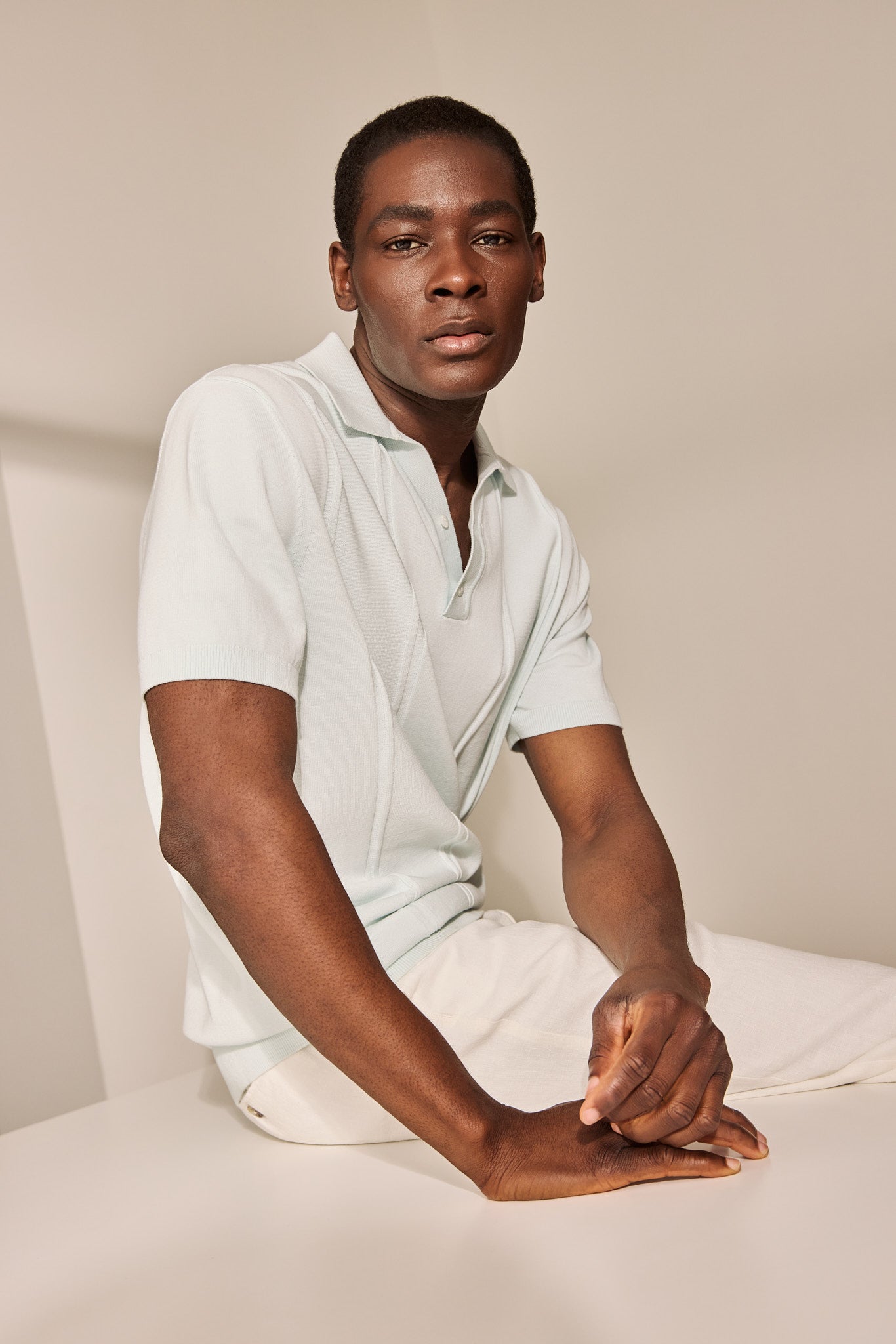 Textured vertical stripes polo