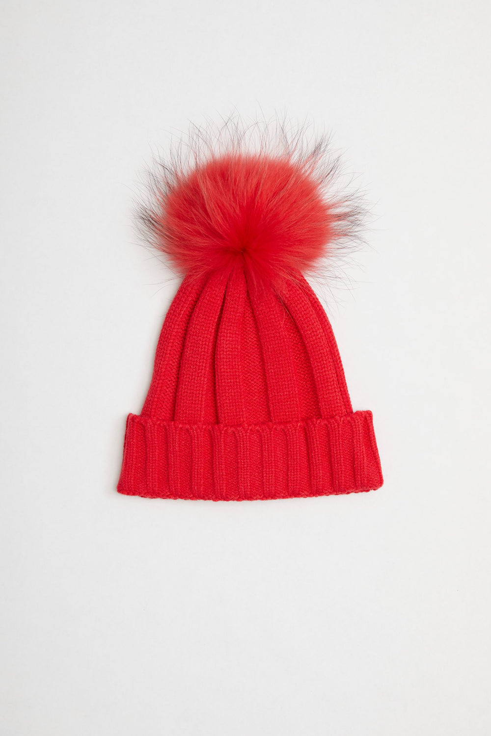 Tuque with pompom