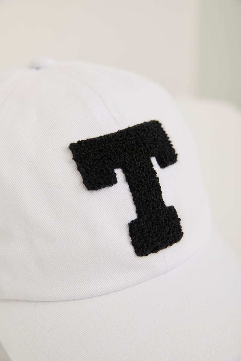 Soft baseball cap with T