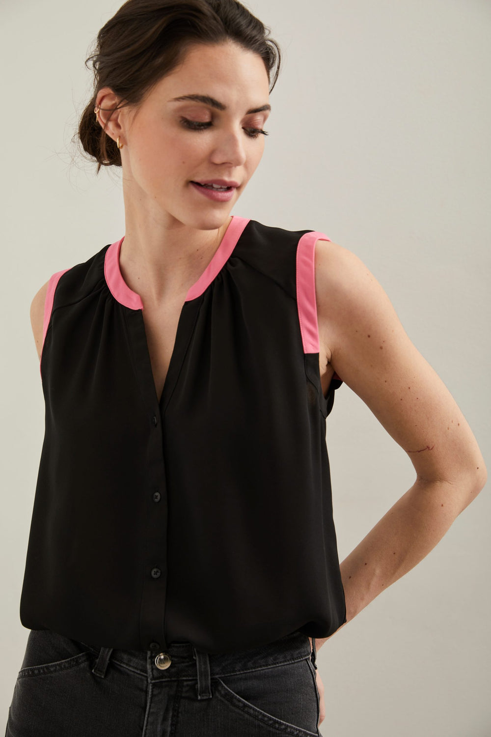 Sleeveless top with contrast detail