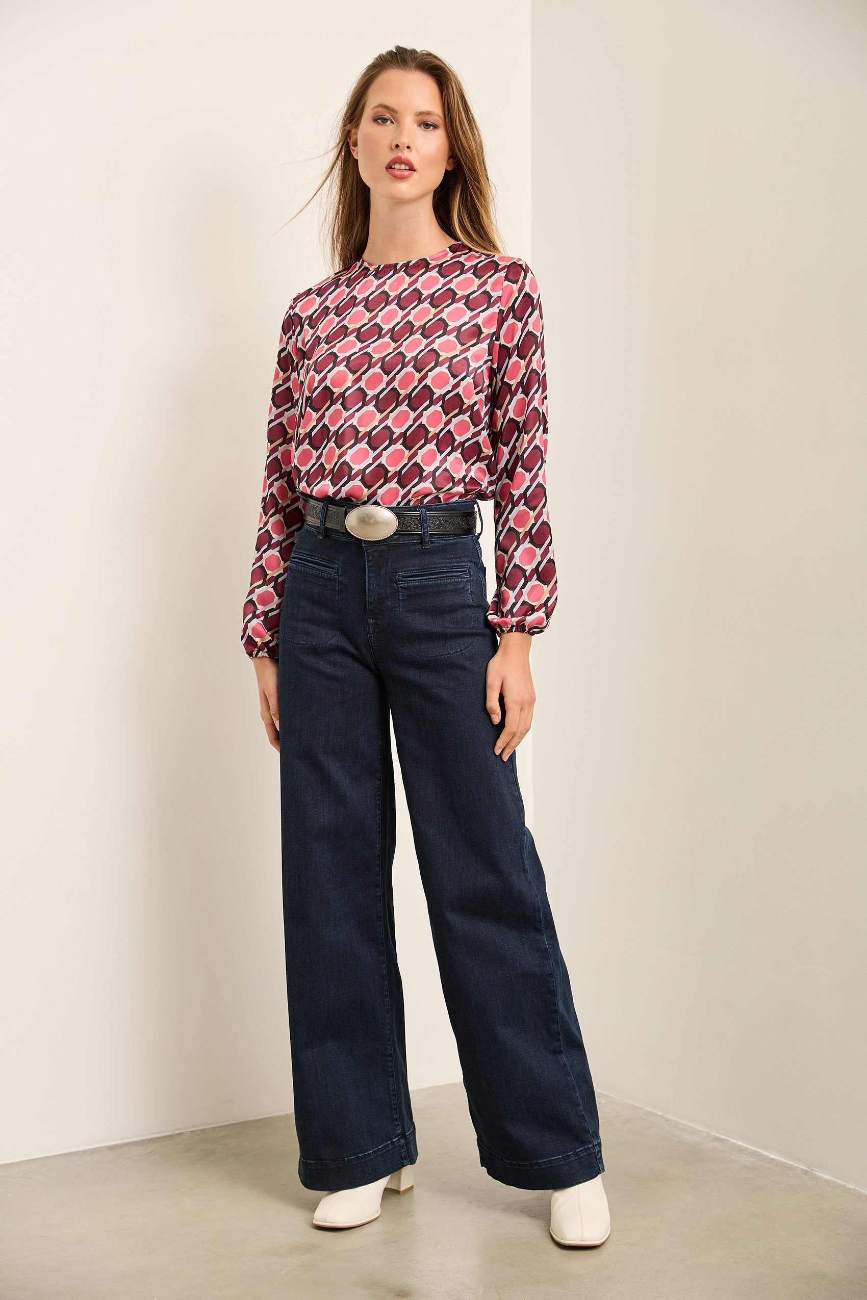 Printed Cropped Blouse With Puffy Sleeves