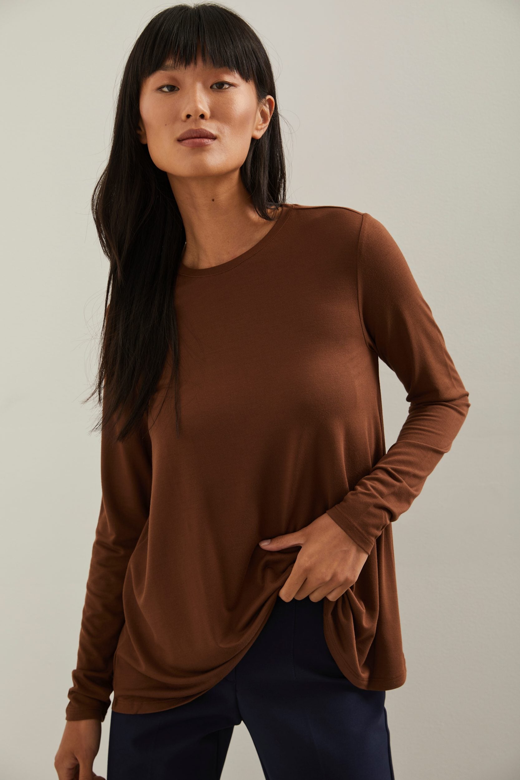 Long sleeve flared t-shirt