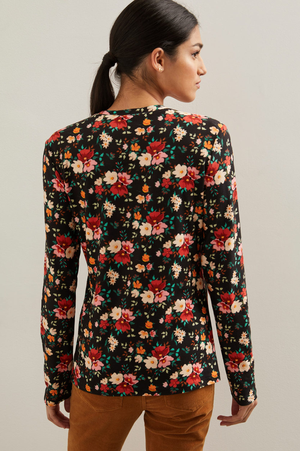 Floral print crew neck top