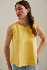 Sleeveless flare top