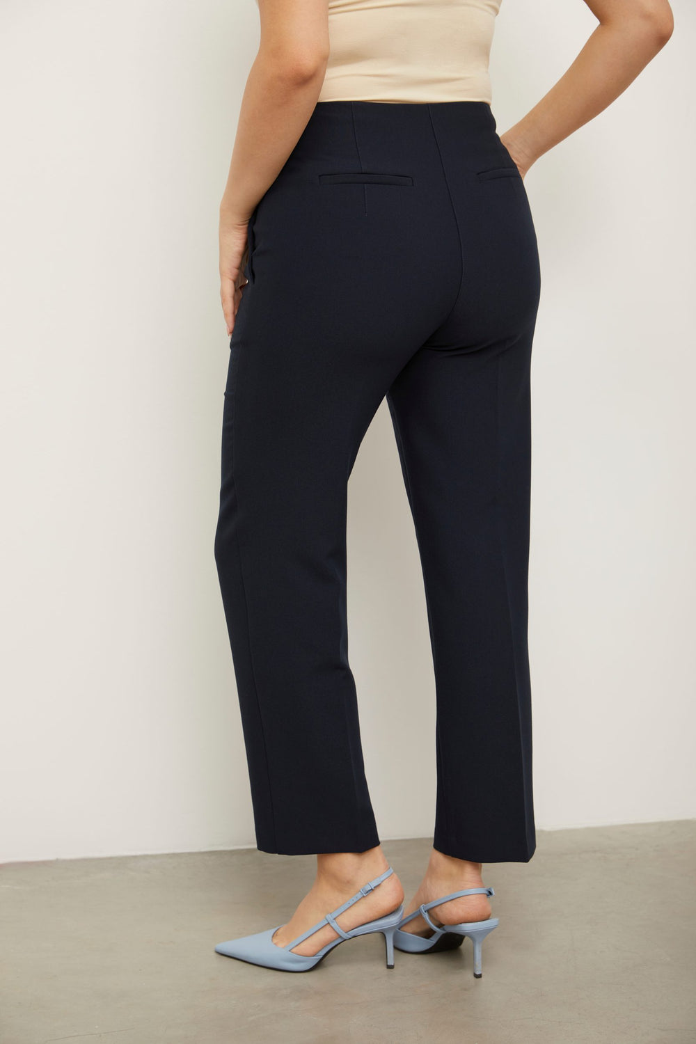 Modern High waist pant with side tabs