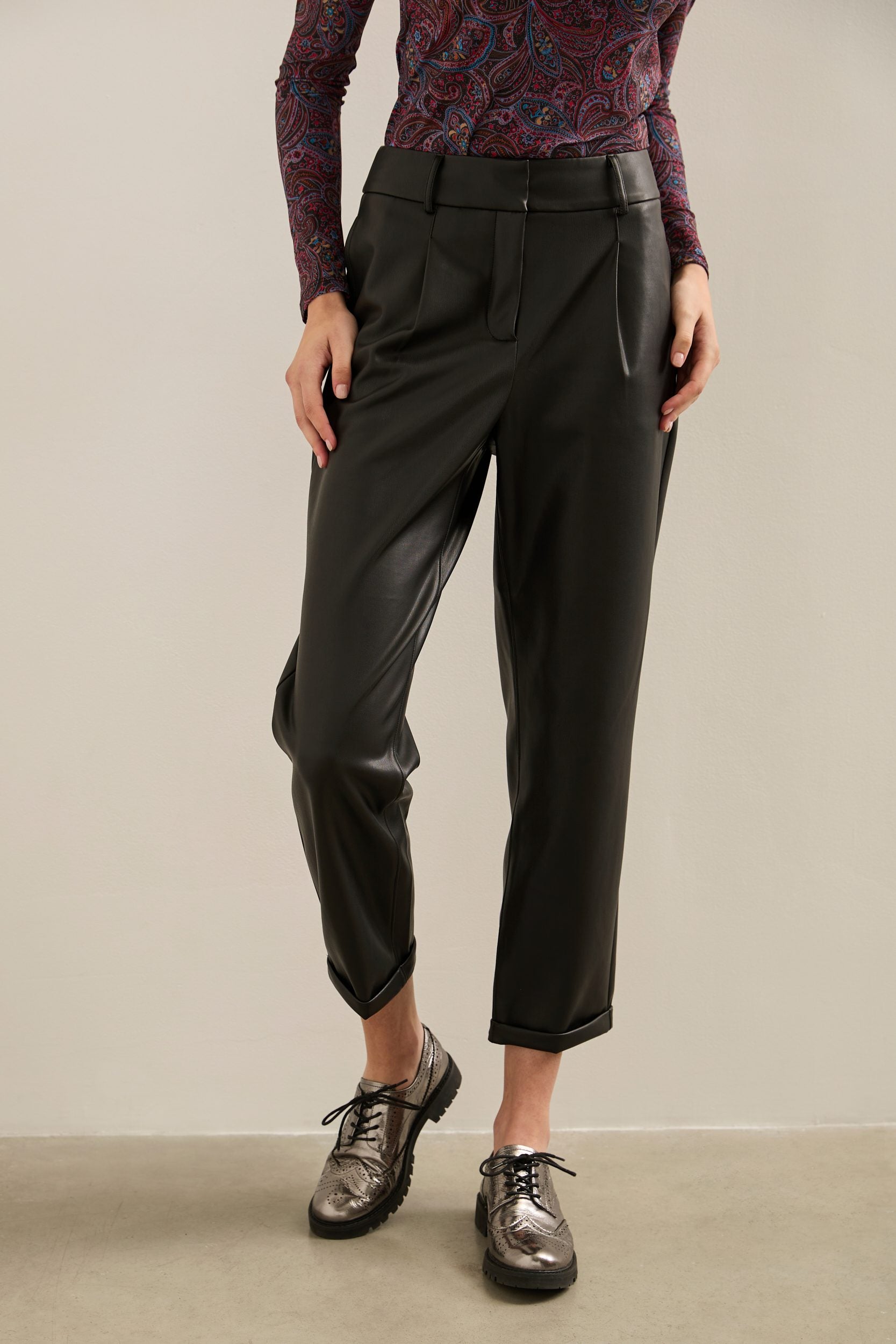 Vegan Leather Pant With Pleats