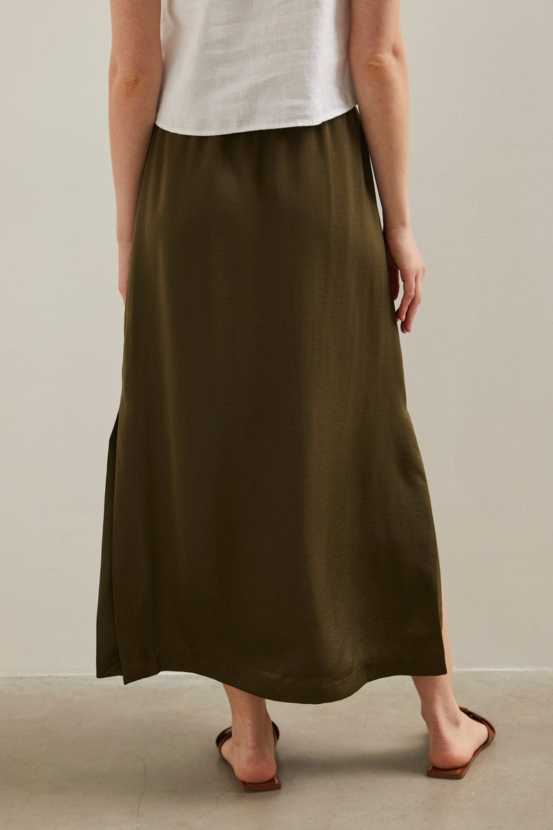 Long skirt with side slits