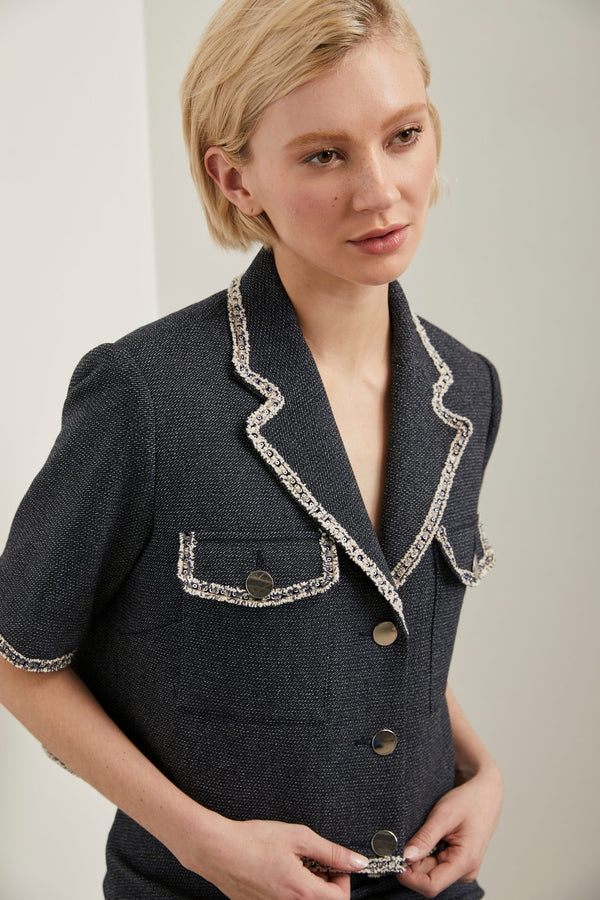 Short sleeve cropped jacket with ribbon