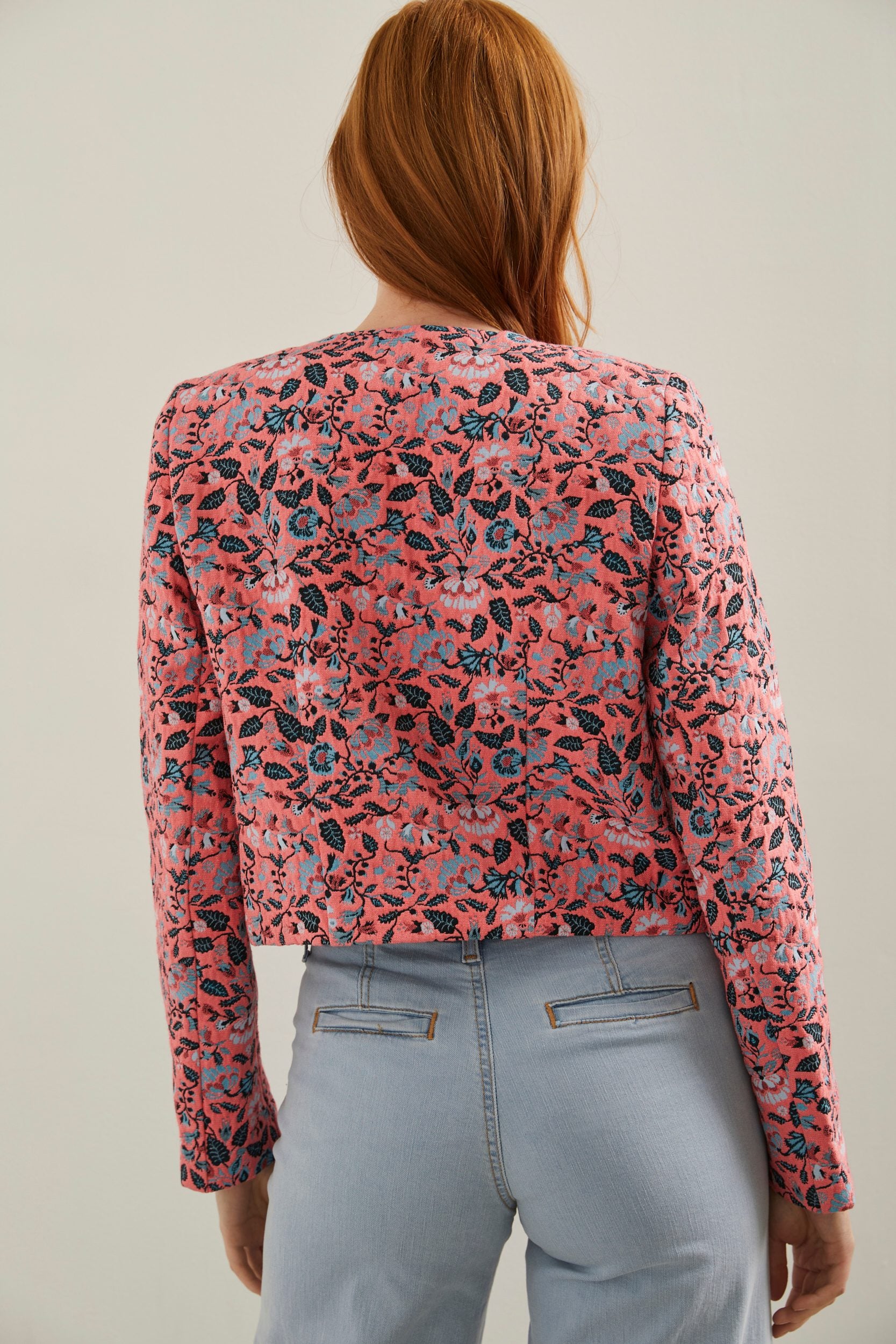 Floral jaquard cropped blazer
