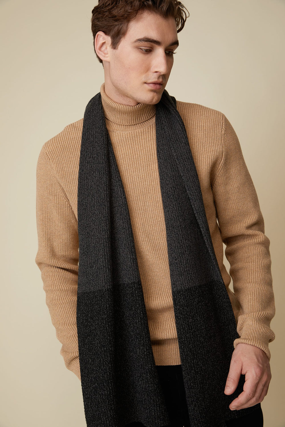 Two tone knitted scarf