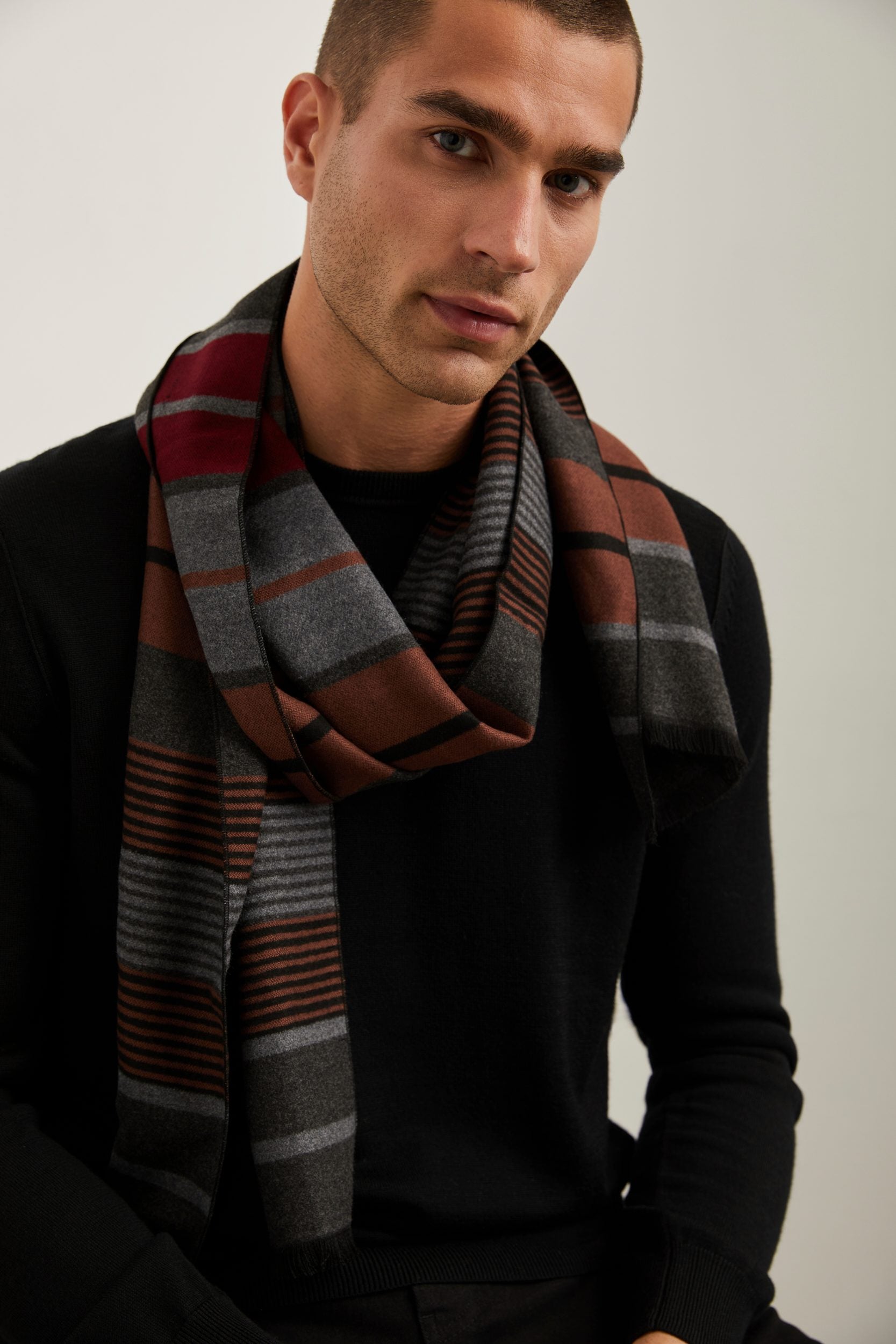 Stripes design brushed scarf