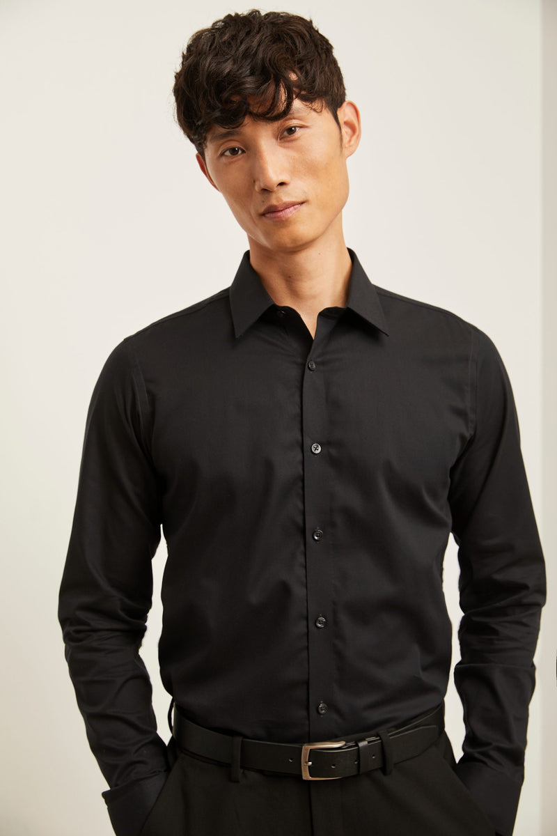 Non-iron fitted dobby shirt