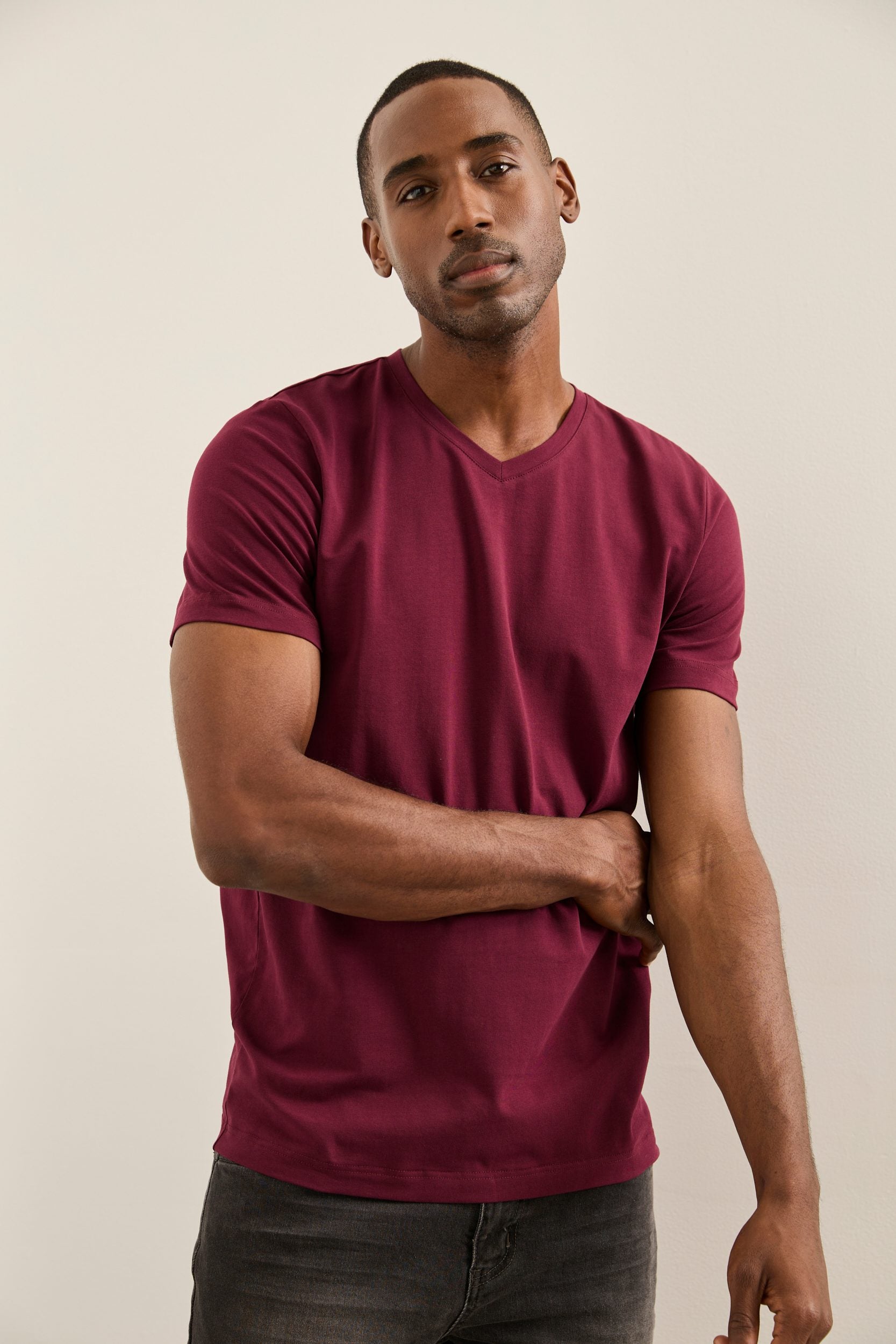 Basic V-Neck T-shirt