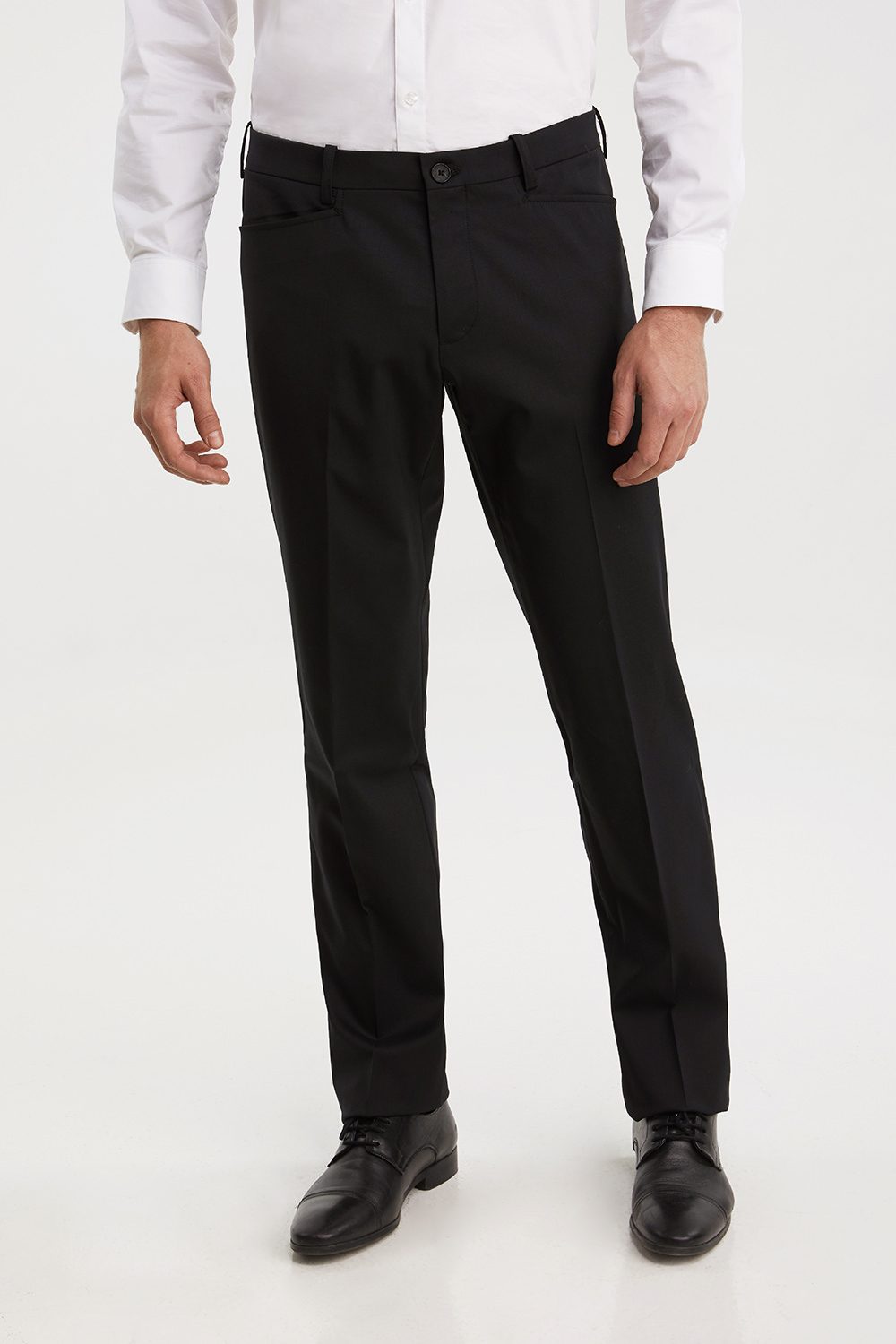 Essential slim fit pants